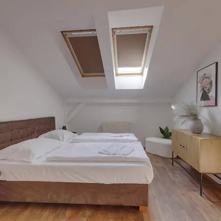 Apartman Aneri Old Town *